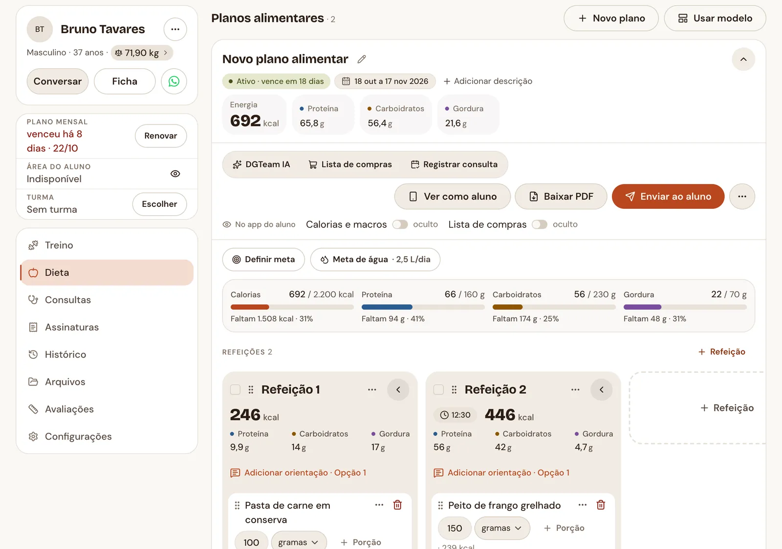 Plano alimentar com energia, macros, metas e refeições